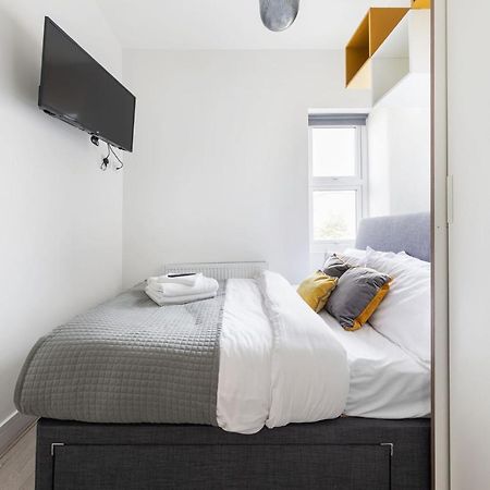 Functional Budget Stay With Wi-Fi And Laundry Facilities Near Tube Station London Kültér fotó