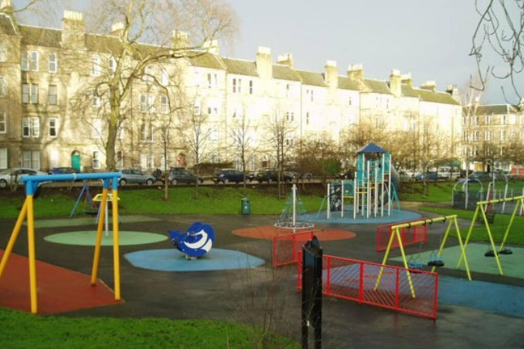 Functional Budget Stay With Wi-Fi And Laundry Facilities Near Tube Station London Kültér fotó