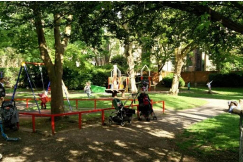Functional Budget Stay With Wi-Fi And Laundry Facilities Near Tube Station London Kültér fotó